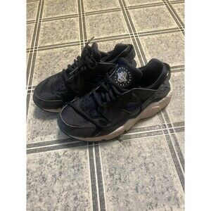 Black huarache size 6.5